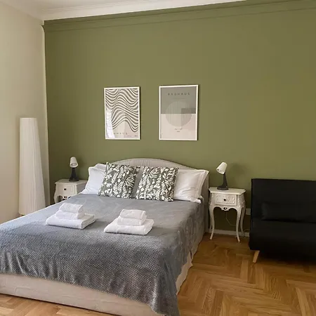 Little Diamond In Gianicolense Roma